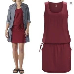 Arc’teryx Women Contenta Burgundy Dress, size L